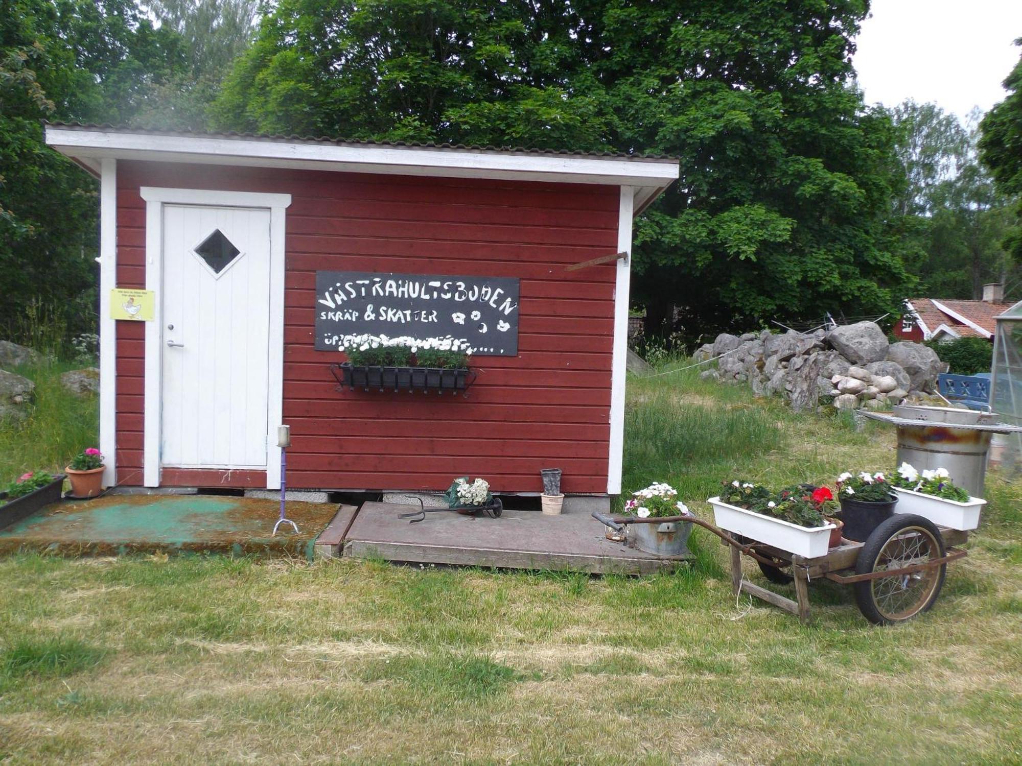 Awesome Home In Rockneby With 2 Bedrooms Eksteriør bilde